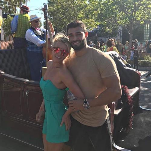 Звездные пары, которые не спешили заключать брак