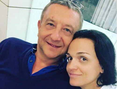 Звездные пары, которые не спешили заключать брак