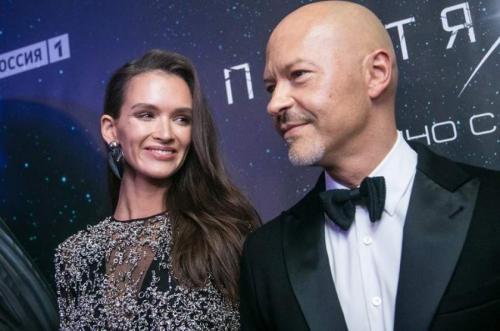 Звездные пары, которые не спешили заключать брак