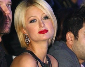 Пэрис Хилтон не узнали без макияжа