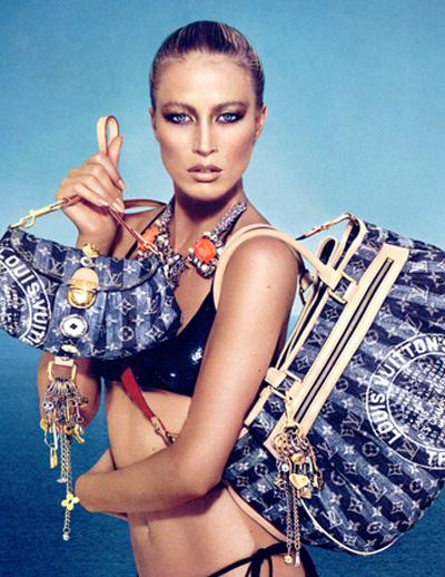 Названы самые богатые модели мира