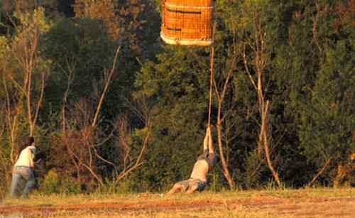 Воздушный шар сбежал от хозяина