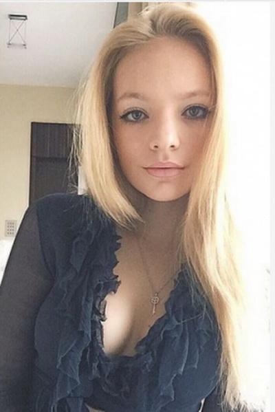 Звездные дочери знаменитых родителей: девочки созрели!