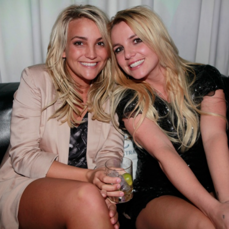 Мало кому известные братья и сестры знаменитостей