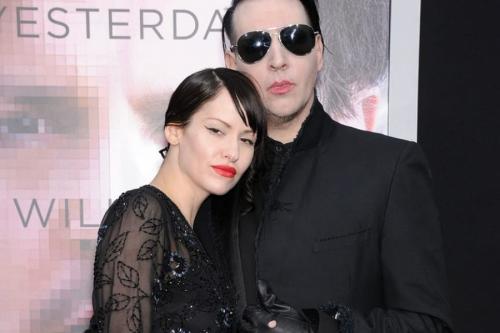 Самые сексуальные жены и подруги рок-музыкантов