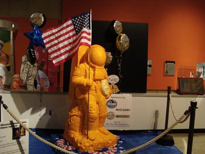 Скульптуры из сыра как произведение искусств