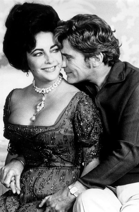 Привычка жениться: звезды-рекордсмены по количеству браков