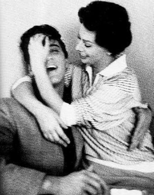 Редчайшие фотографии знаменитостей. Часть 2