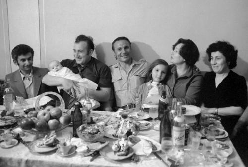 История одного подвига: как Шаварш Карапетян вытащил 46 человек из тонущего троллейбуса