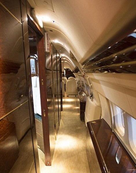 Частные самолеты богатых и знаменитых