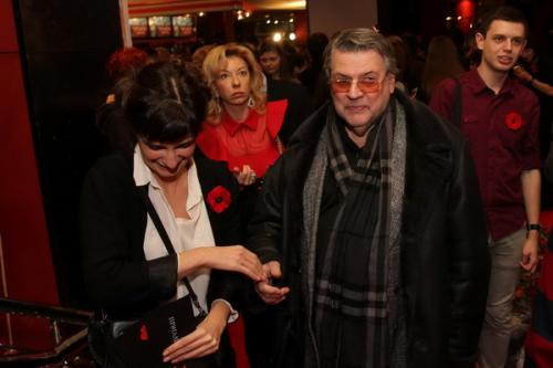 «Батальонъ» прошагал по красной дорожке