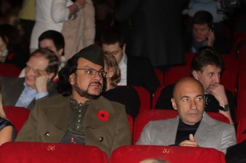 «Батальонъ» прошагал по красной дорожке