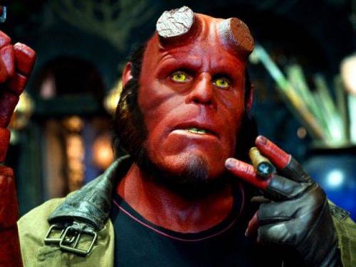 20 самых долгих преображений голливудских актеров в гримерной