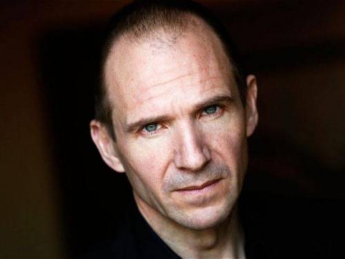 20 самых долгих преображений голливудских актеров в гримерной