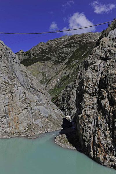 Топ-15 самых жутких мостов в мире