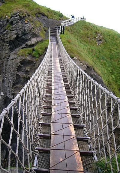 Топ-15 самых жутких мостов в мире