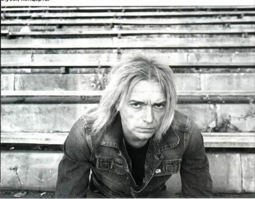 Кем были знаменитости до начала своей звездной карьеры