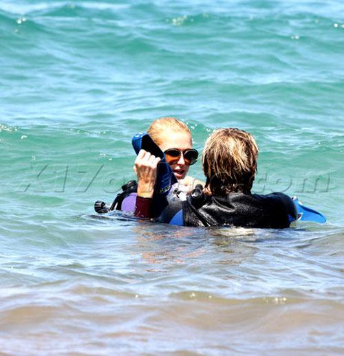 Пэрис Хилтон опустилась на дно