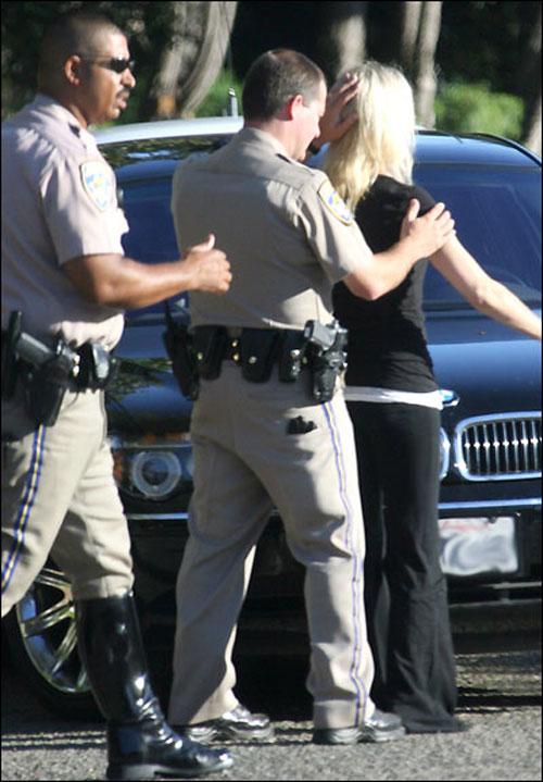 Звезду сериала «Династия» арестовали за вождение «под кайфом»