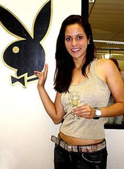 Арбитр отстранена от судейства из-за съемок в Playboy