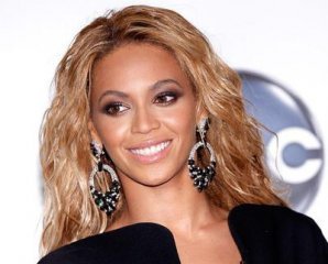 Бывшие профессии знаменитостей: с чего начинали звезды