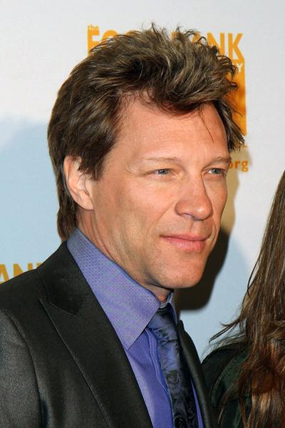 Бывшие профессии знаменитостей: с чего начинали звезды