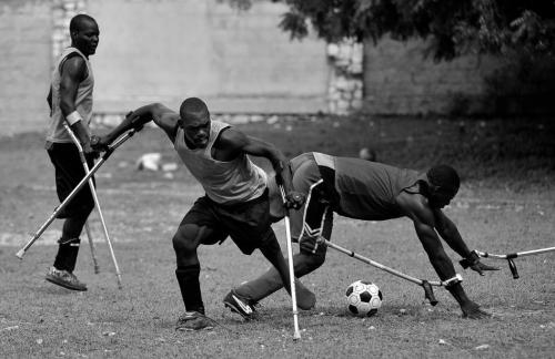 Гаитянская футбольная команда инвалидов-ампутантов