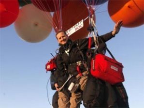 Американец перелетел Ла-Манш на воздушных шариках