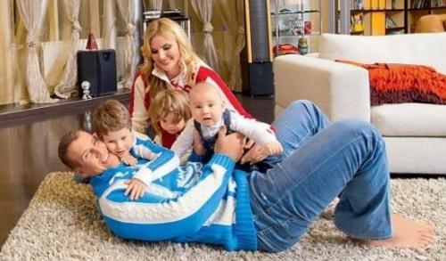 Выпускники "Фабрики звезд", у которых уже есть дети