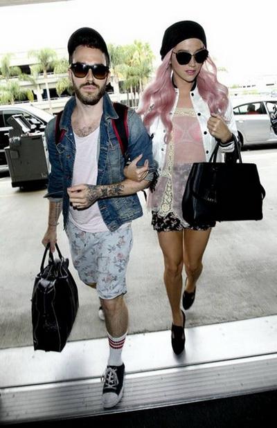 Самые ужасные наряды звезд прошедшей недели