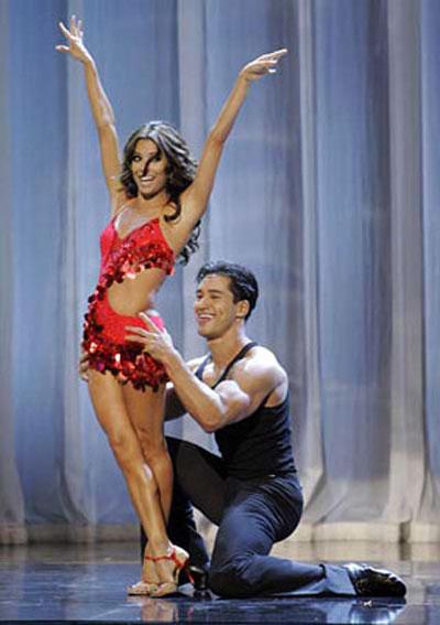 Ева Лонгория станцевала откровенный танец с Марио Лопесом