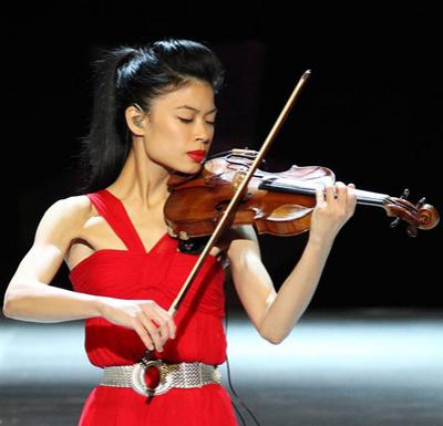 Полуголая Бейонсе развлекла сына Каддафи