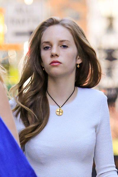 Дети знаменитостей: легко ли угадать по фото кто их родители?