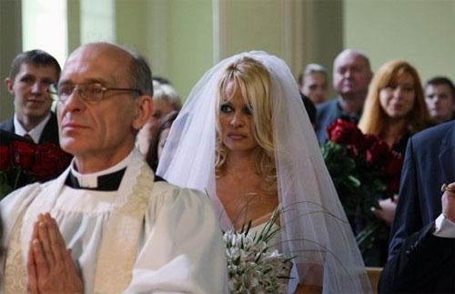 Памела Андерсон вышла замуж в Москве