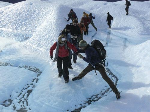 Гигантский ледник начал движение