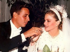Звезды, которые сыграли свадьбу сразу после школы