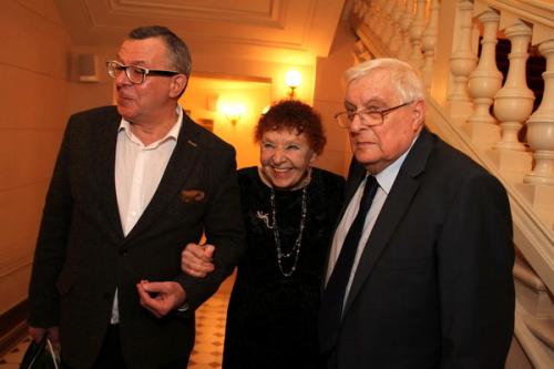 Знаменитые гости и победители на вручении театральной премии "Золотая маска"