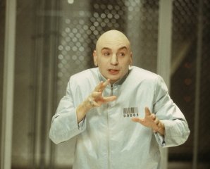 10 актеров, сыгравших больше одной роли за фильм