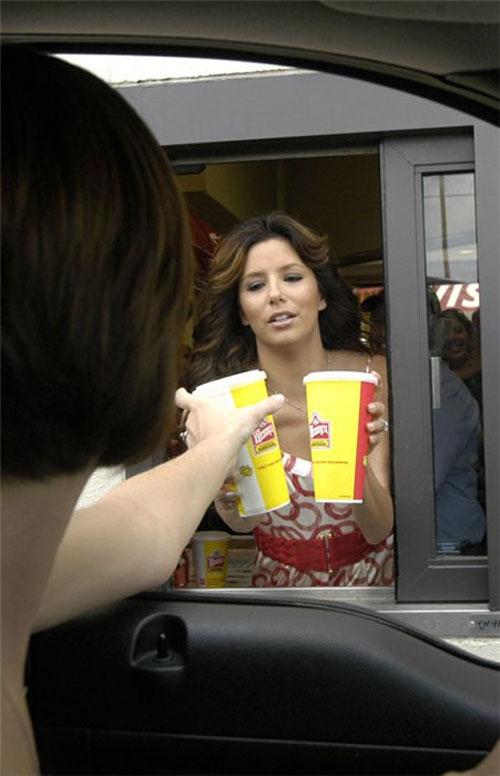 Ева Лонгория  подалась в продавщицы