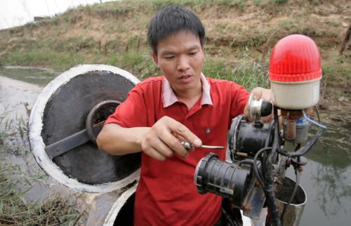 Китаец создал собственную подводную лодку