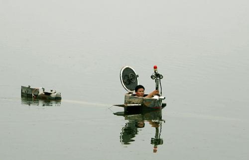 Китаец создал собственную подводную лодку