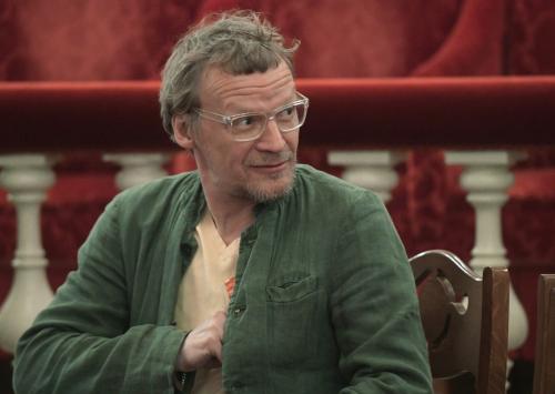 Что стало со звездами 90-2000-х, уехавшими из России