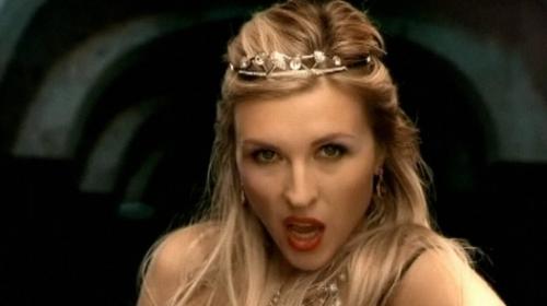 Что стало со звездами 90-2000-х, уехавшими из России