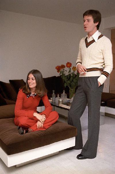 Звездные пары у себя дома: старые фотографии