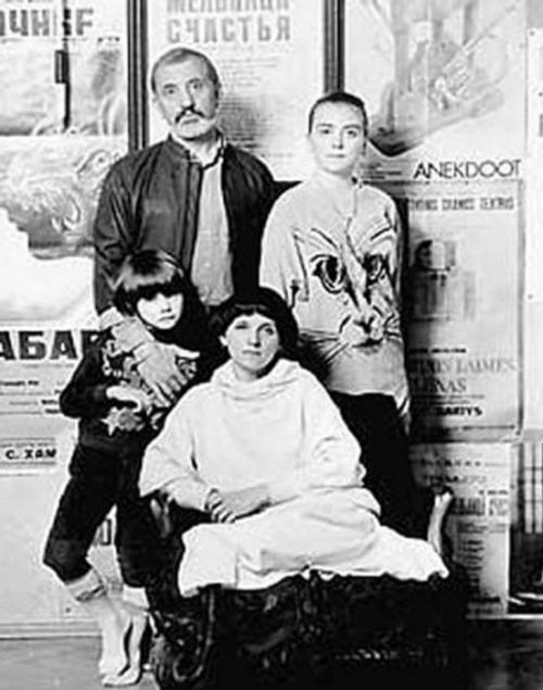 Знаменитые вдовцы, которые так и не решились на новые отношения