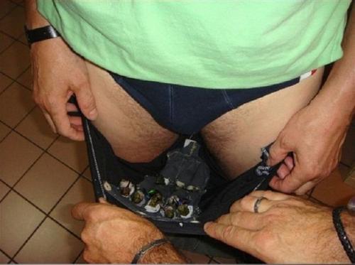 Самые изощренные способы контрабанды товаров и людей