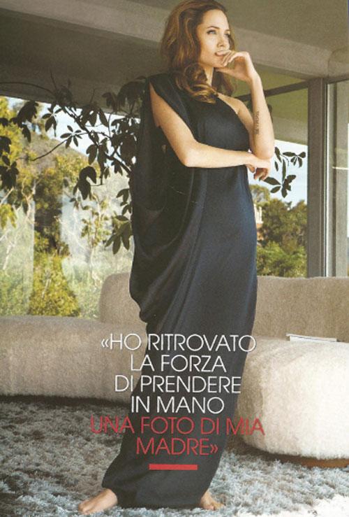 Анджелина Джоли обнажилась для Брэда Питта