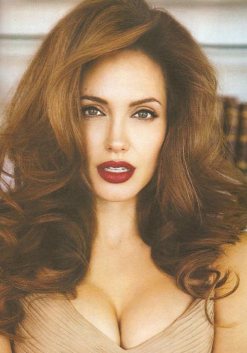 Анджелина Джоли обнажилась для Брэда Питта