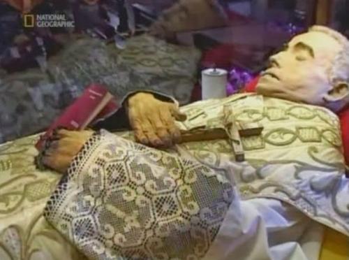 Нетленные трупы, самовозгорание людей и другие необъяснимые факты