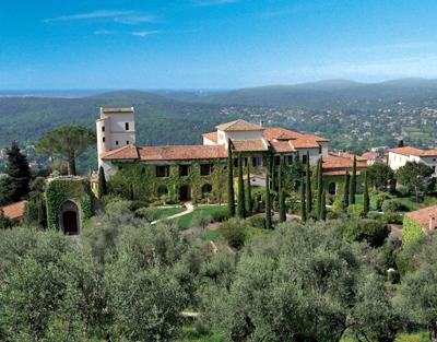 Отпуск со звездами: где любят останавливаться знаменитости